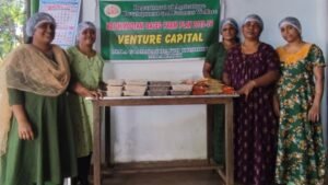 The group of women who have been successfully running a cut vegetable venture in Mala, Kerala.